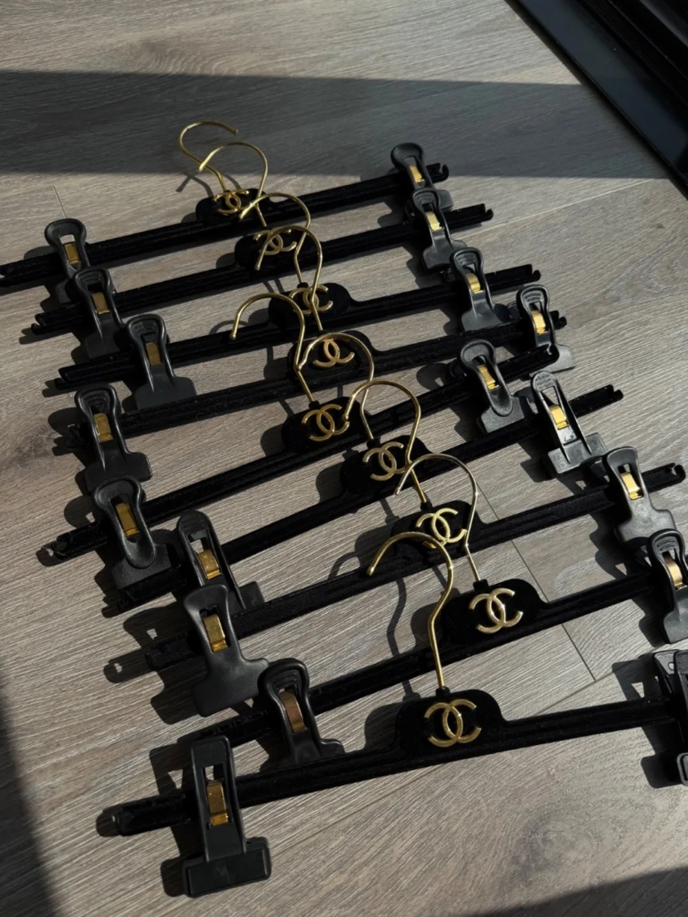CHANEL 9pcs good
